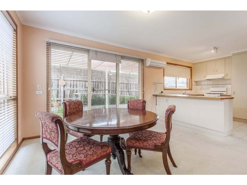 2/51 Guelph Street, Somerville VIC 3912