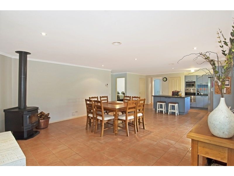 2 Black Wattle Place, Somerville VIC 3912