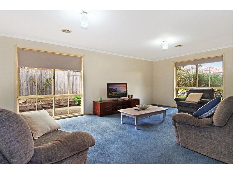 2 Black Wattle Place, Somerville VIC 3912