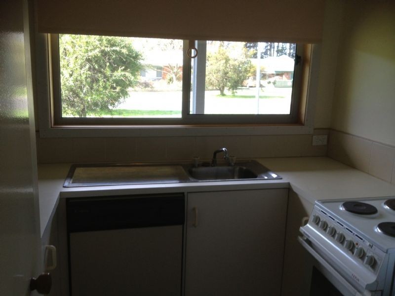 12 Somerville Cres, Somerville VIC 3912