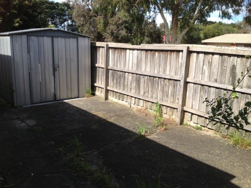 12 Somerville Cres, Somerville VIC 3912