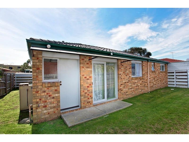 3/11 Guelph Street, Somerville VIC 3912