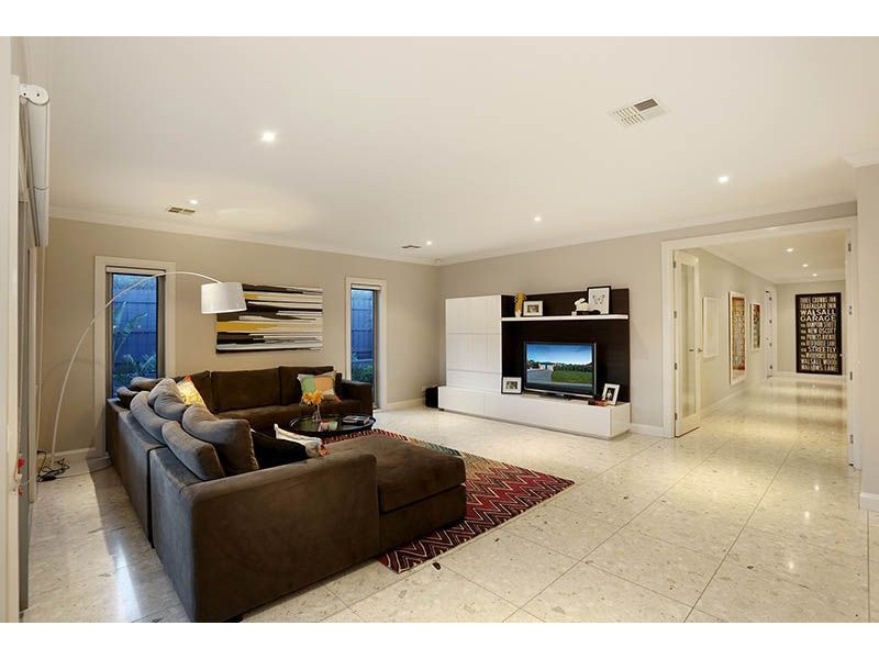 7 Eliza Place, Somerville VIC 3912