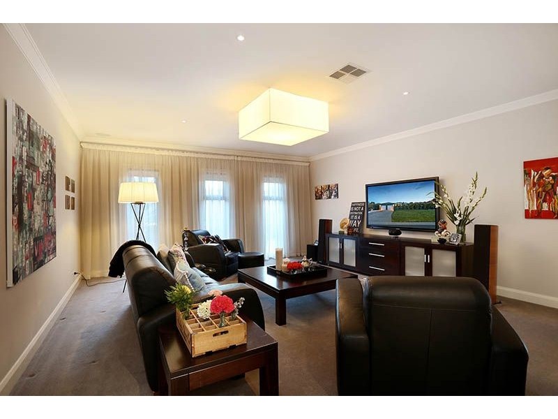 7 Eliza Place, Somerville VIC 3912