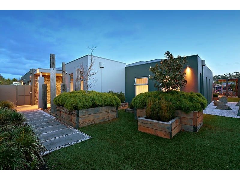 7 Eliza Place, Somerville VIC 3912