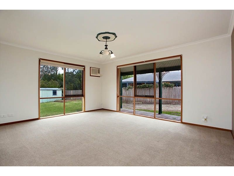 54 Clarendon Drive, Somerville VIC 3912