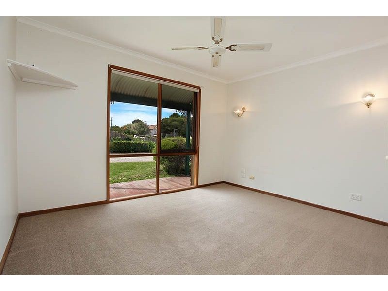 54 Clarendon Drive, Somerville VIC 3912