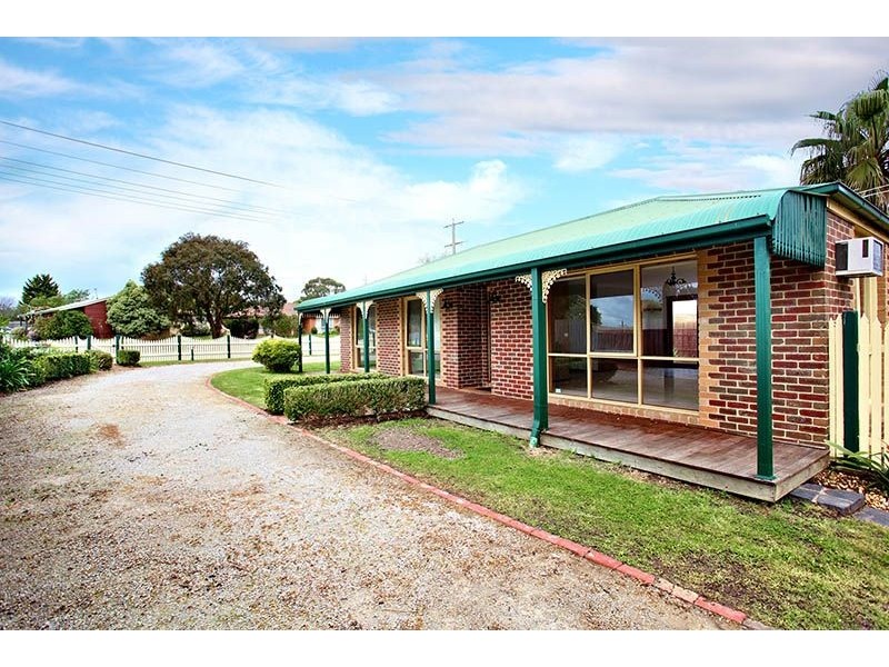 54 Clarendon Drive, Somerville VIC 3912