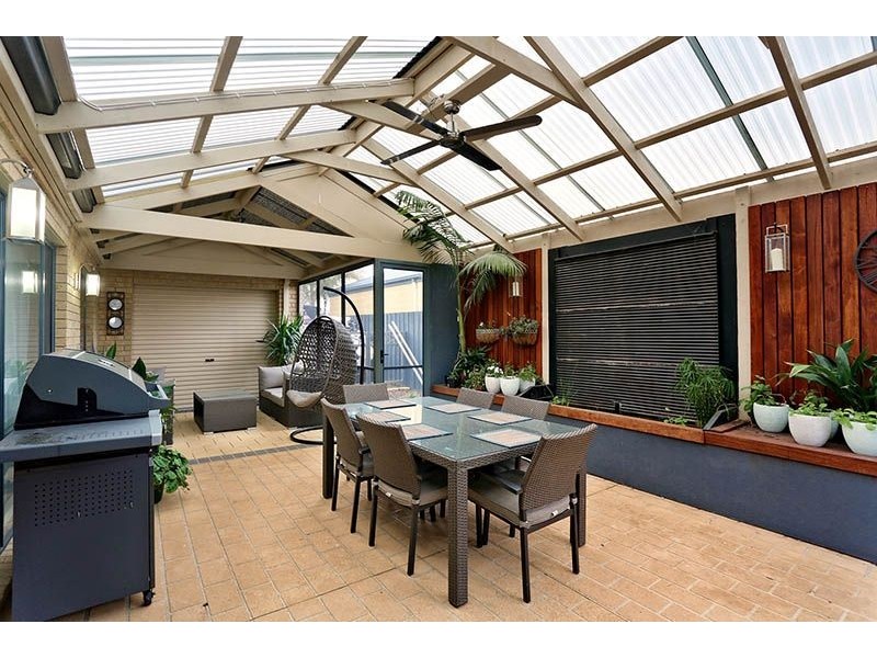 14 Windrest Place, Hastings VIC 3915