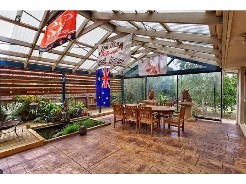 9 One Chain Road, Somerville VIC 3912
