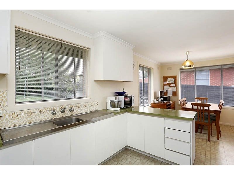 10 Roslyn Street, Somerville VIC 3912