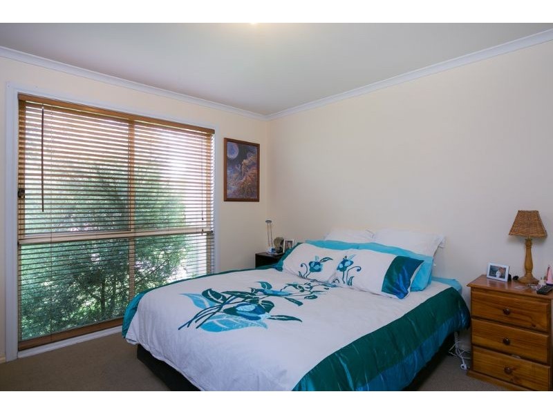 1/28 Eramosa Road West, Somerville VIC 3912