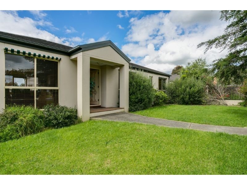 1/28 Eramosa Road West, Somerville VIC 3912