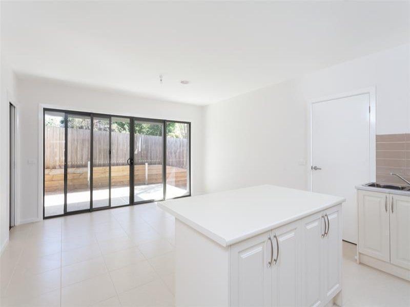3/72 Eramosa Rd East, Somerville VIC 3912