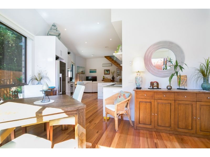 3/4 Rochester Road, Somerville VIC 3912