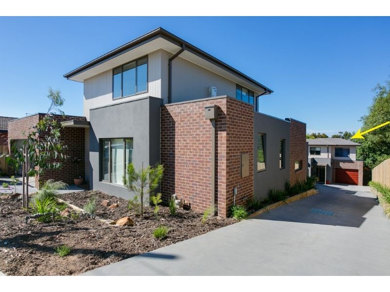 3/4 Rochester Road, Somerville VIC 3912