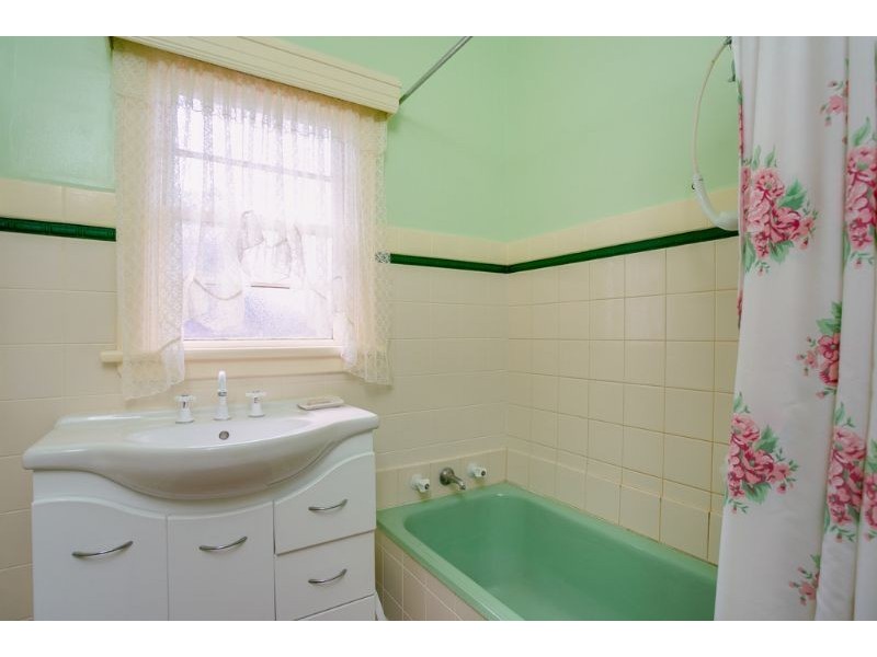 8 Imre Court, Baxter VIC 3911