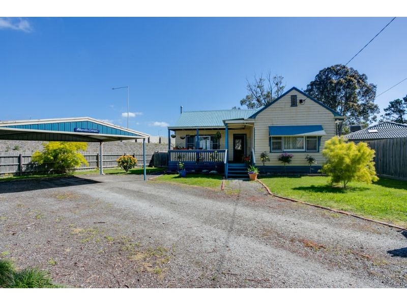 8 Imre Court, Baxter VIC 3911