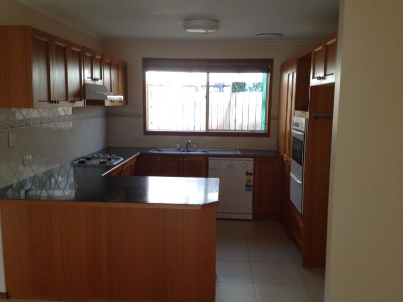 11 One Chain Rd, Somerville VIC 3912