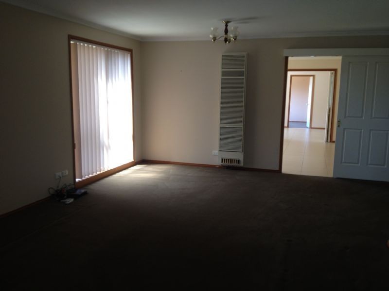 11 One Chain Rd, Somerville VIC 3912