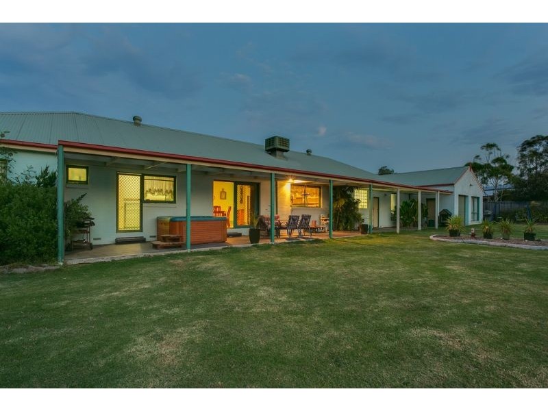 5 Stephens Place, Somerville VIC 3912