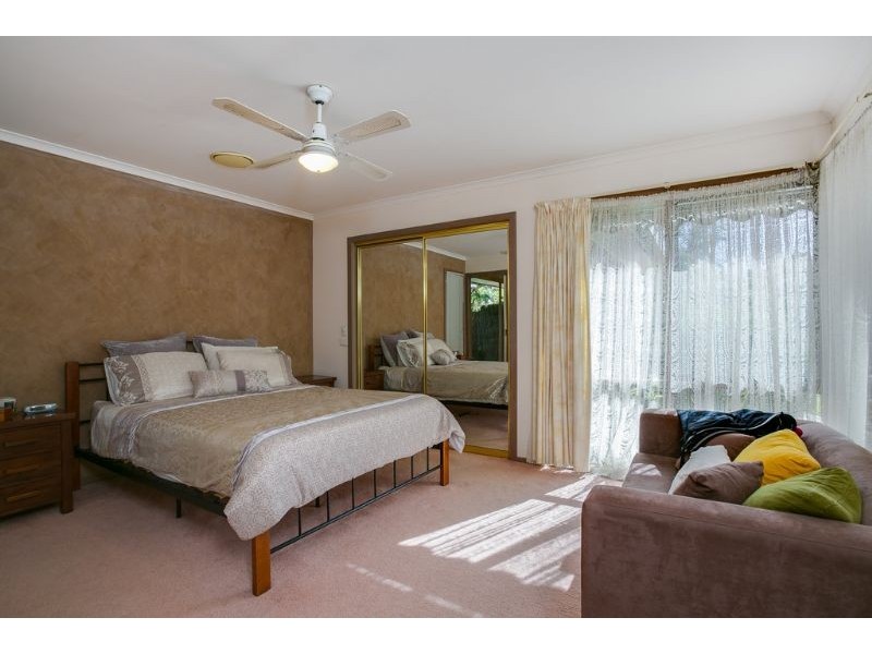 9 Elaine Court, Somerville VIC 3912