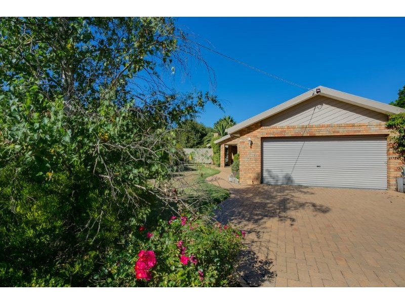 9 Elaine Court, Somerville VIC 3912