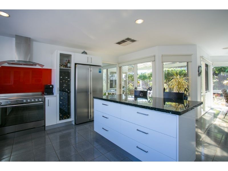 8 Elaine Court, Somerville VIC 3912