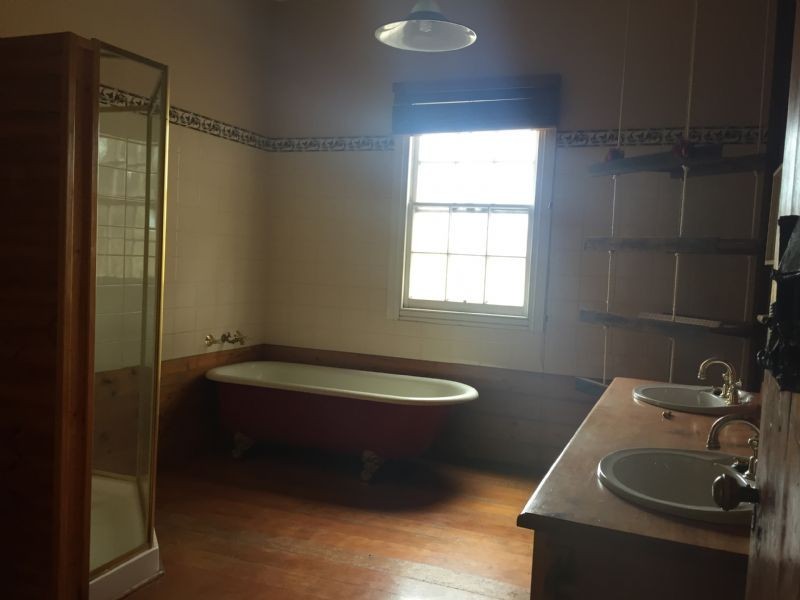 16 Peacock Road, Tyabb VIC 3913