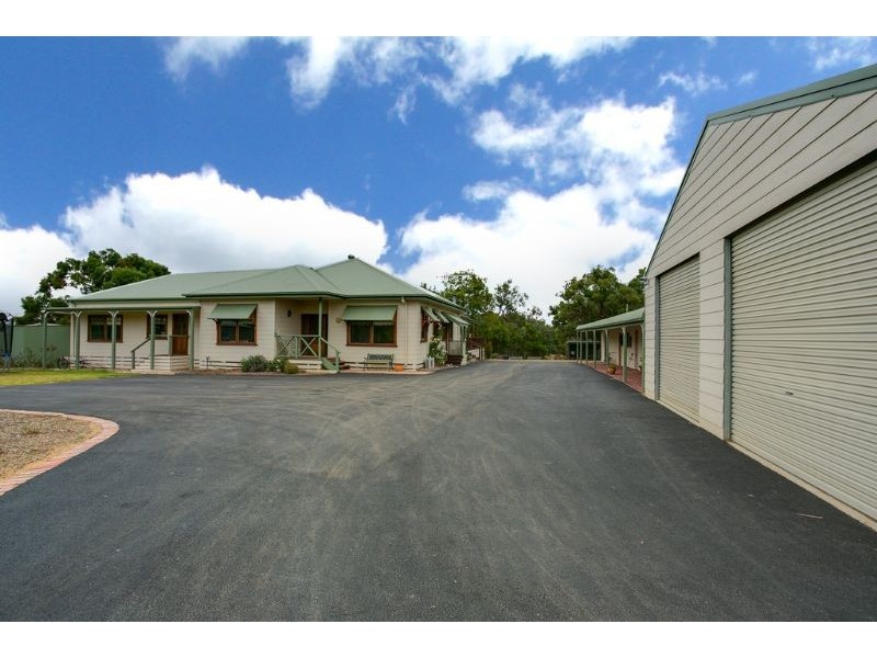 105 Weeroona Road, Langwarrin South VIC 3911