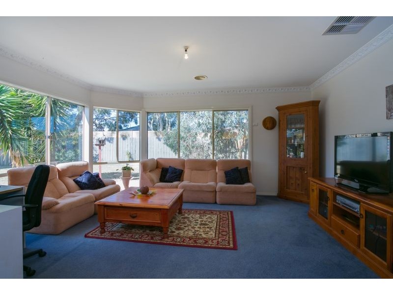 166 Clarendon Drive, Somerville VIC 3912