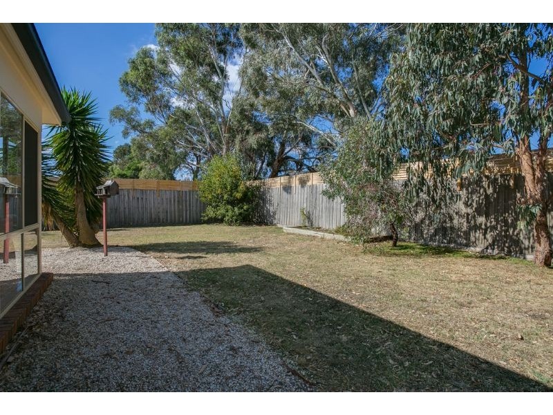 166 Clarendon Drive, Somerville VIC 3912