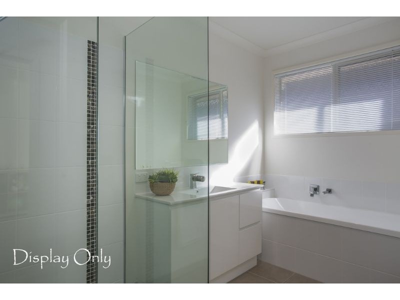 8/20-24 Austin Road, Somerville VIC 3912