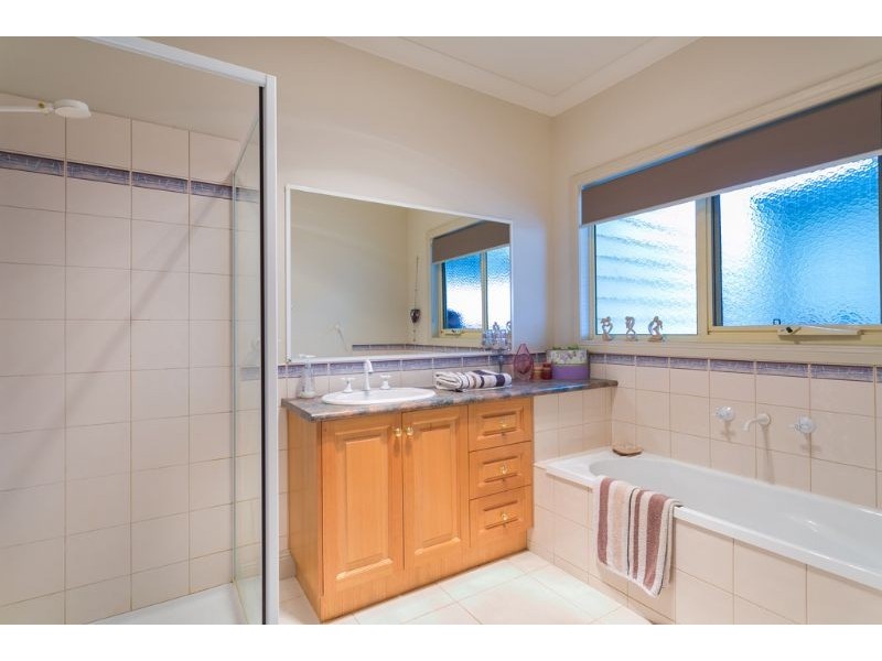 19 Sherbrooke Mews, Somerville VIC 3912