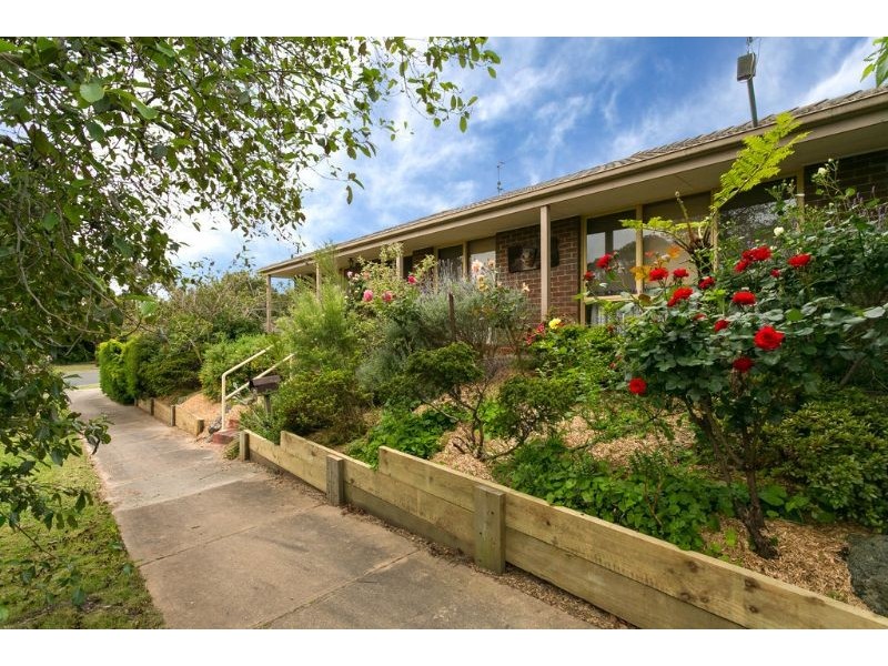 71 Clarendon Dve, Somerville VIC 3912