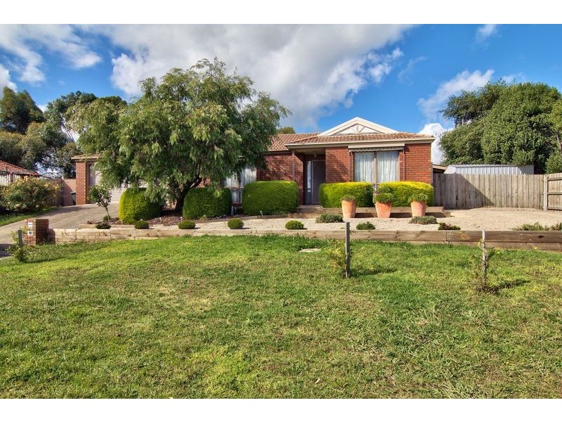 23 Clairmont Close, Somerville VIC 3912