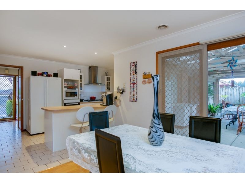 23 Clairmont Close, Somerville VIC 3912