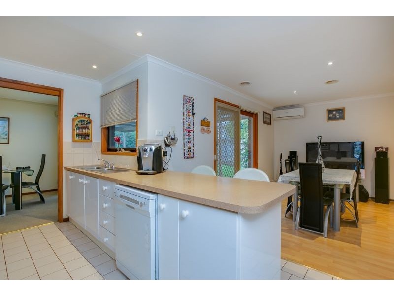 23 Clairmont Close, Somerville VIC 3912
