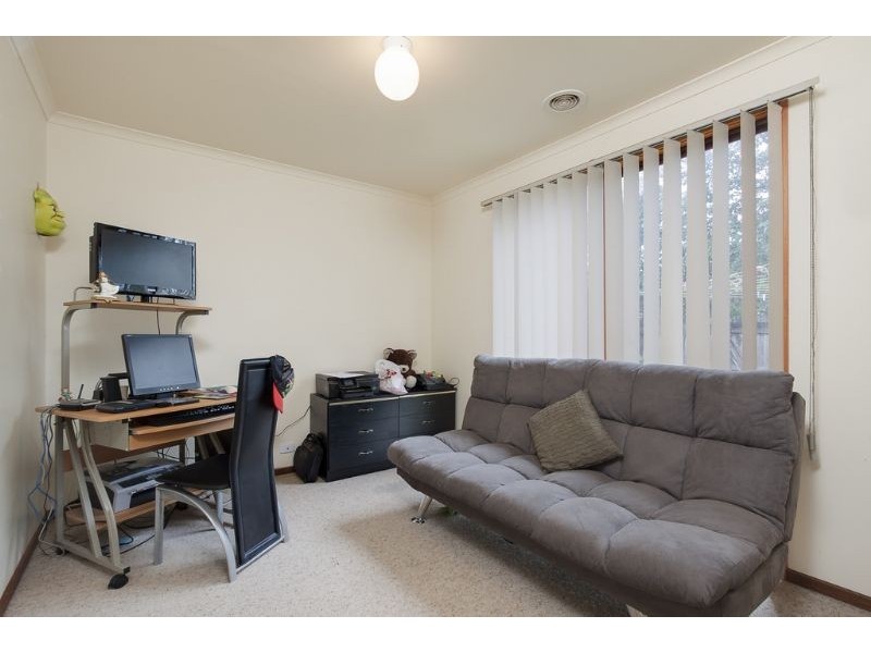 23 Clairmont Close, Somerville VIC 3912