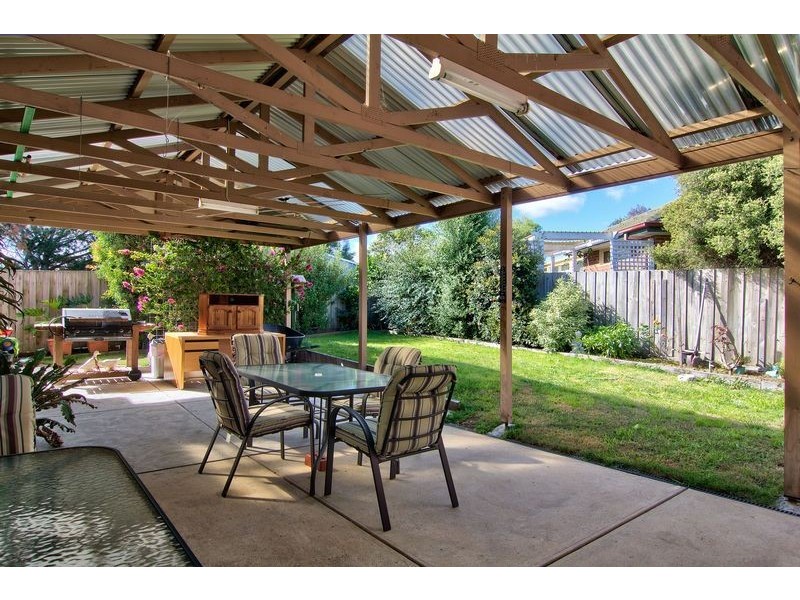 23 Clairmont Close, Somerville VIC 3912