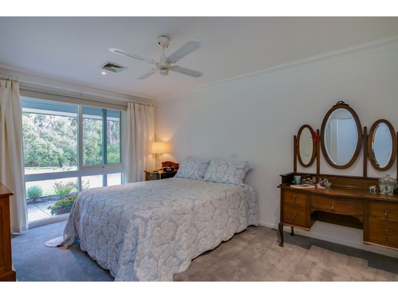 12 Vista Court, Somerville VIC 3912