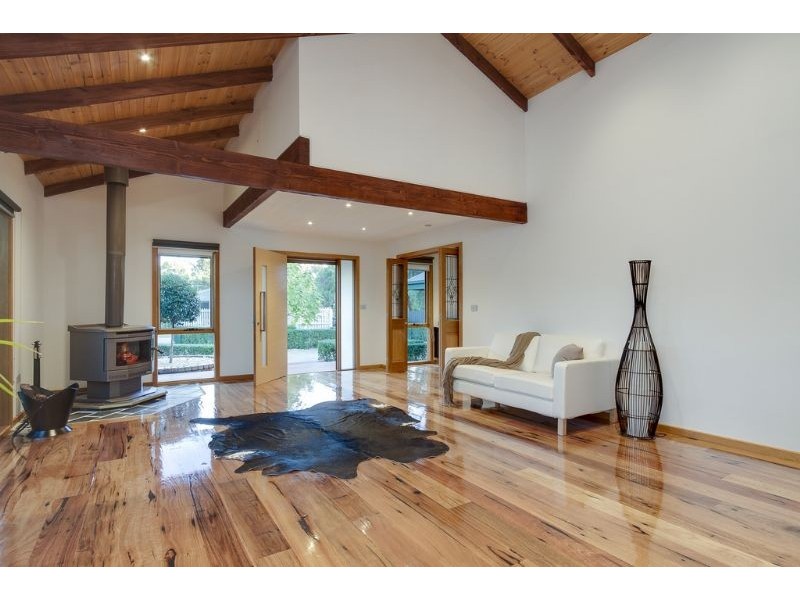 53 Glenalva Parade, Cannons Creek VIC 3977