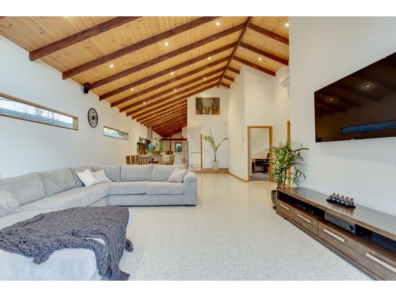 53 Glenalva Parade, Cannons Creek VIC 3977