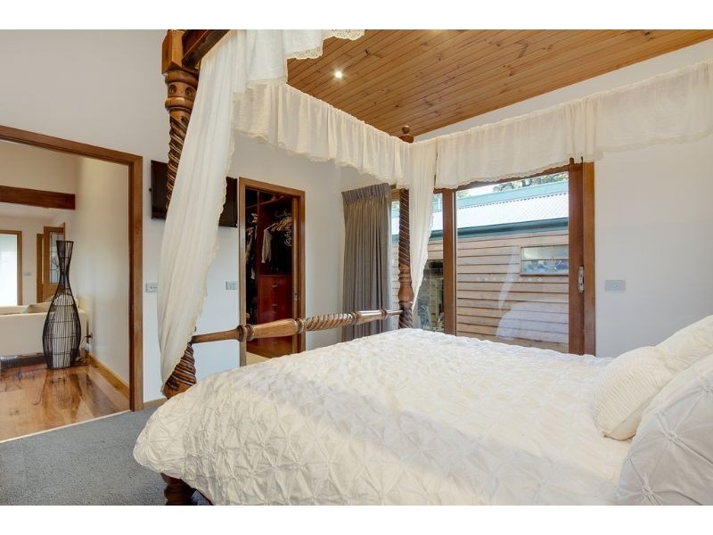 53 Glenalva Parade, Cannons Creek VIC 3977