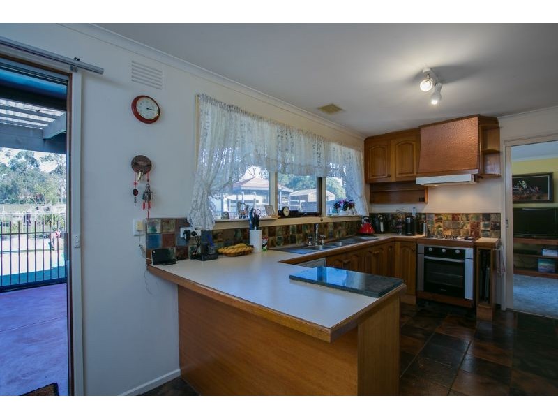 12 Clifford Drive, Tyabb VIC 3913