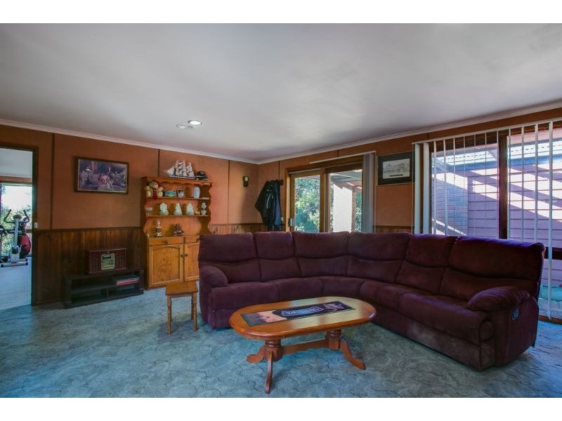 12 Clifford Drive, Tyabb VIC 3913