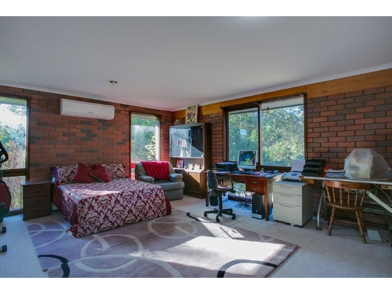 12 Clifford Drive, Tyabb VIC 3913