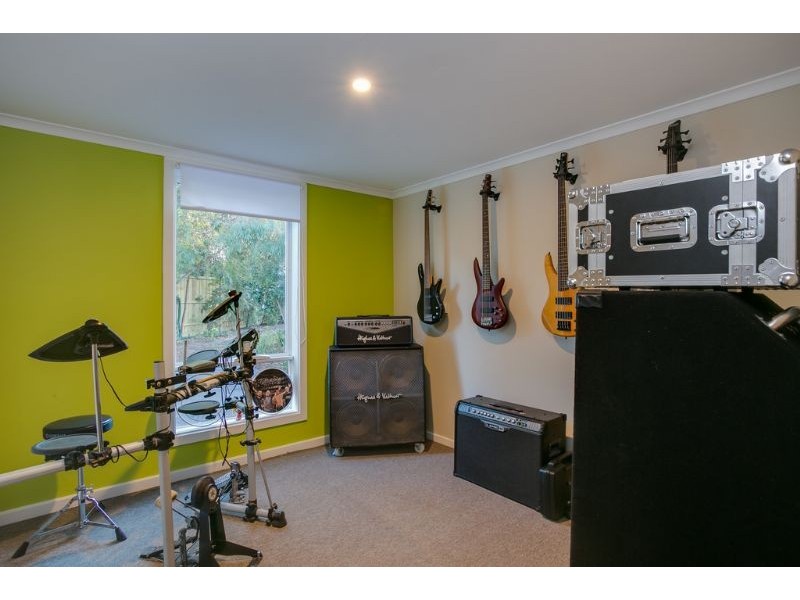 24 Terry Street, Pearcedale VIC 3912