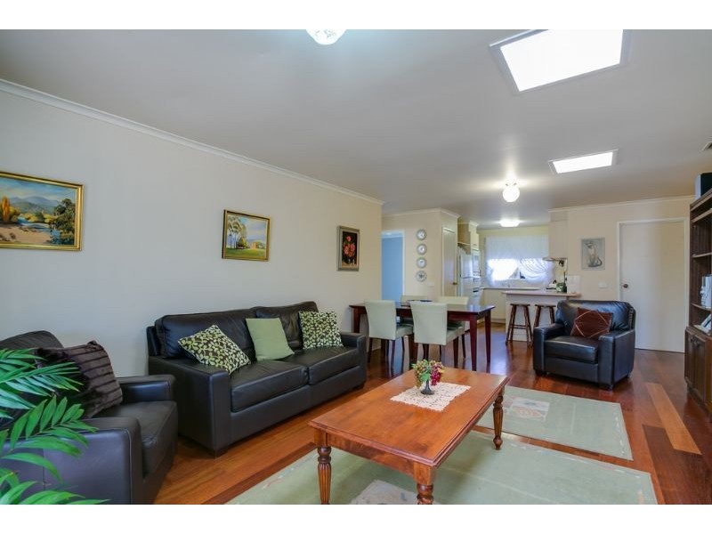 3 Clairmont Close, Somerville VIC 3912