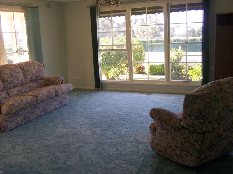 270 Jones Rd, Somerville VIC 3912